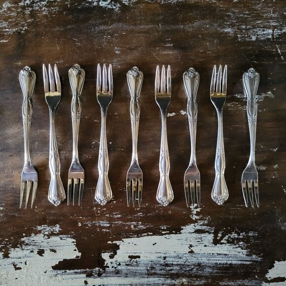 Set Of 9 International Silver Co Stainless Steel Cocktail Forks / Seafood Forks - Picture 1 of 6